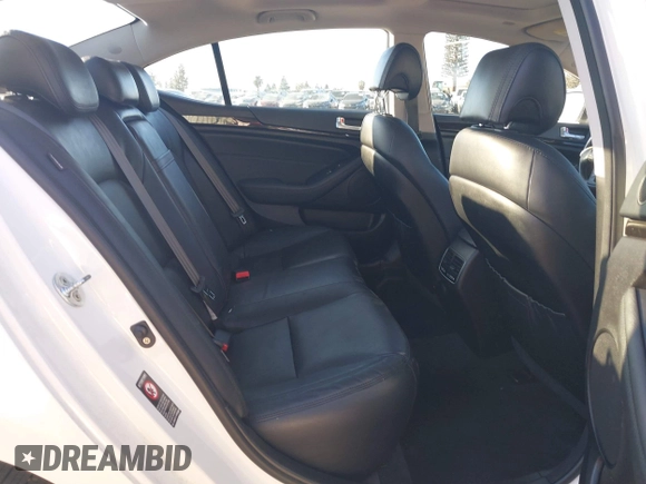 2015 Kia Cadenza Premium with VIN KNALN4D78F5183170, listed as a IAAI auction lot 41434649 with 101,443 mi miles. Bid and sale history available at carsss.com. Image 8.