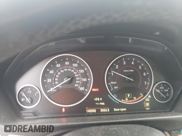 2015 BMW 3 Series 328i xDrive with VIN WBA3B5G50FNS12329, listed as a Copart auction lot 62928215 with 146,562 mi miles and Salvage title. Bid and sale history available at DreamBid. Image 9.