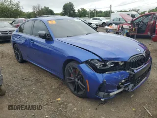 2024 BMW 3 Series 330i xDrive with VIN 3MW89FF07R8D89688, listed as a Copart auction lot 69368824 with 0 mi miles and Salvage Title. Bid and sale history available at carsss.com. Image 4.