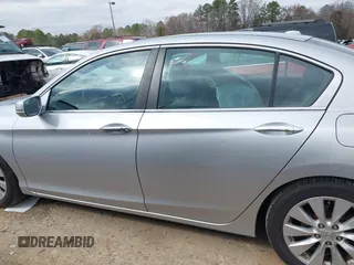 2013 Honda Accord Sdn EX-L with VIN 1HGCR2F8XDA031768, listed as a IAAI auction lot 41541297 with 134,332 mi miles. Bid and sale history available at carsss.com. Image 14.