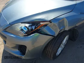 2012 Mazda 3 i Grand Touring with VIN JM1BL1W88C1691604, listed as a IAAI auction lot 41722746 with 98,322 mi miles. Bid and sale history available at carsss.com. Image 17.