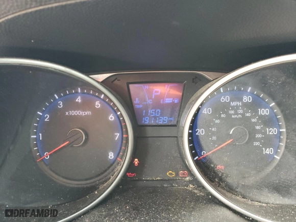 2010 Hyundai Tucson GLS with VIN KM8JU3AC0AU110541, listed as a Copart auction lot 51502615 with 191,139 mi miles and Salvage Title. Bid and sale history available at carsss.com. Image 9.