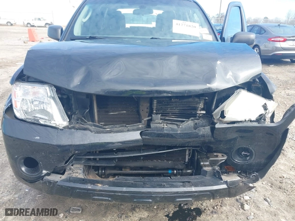 2012 Nissan Pathfinder SV with VIN 5N1AR1NNXCC637514, listed as a IAAI auction lot 41271820 with 208,224 mi miles. Bid and sale history available at carsss.com. Image 6.