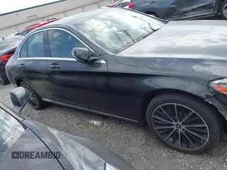 2019 Mercedes-Benz C 300 with VIN 55SWF8DBXKU303017, listed as a IAAI auction lot 41841700 with Not Provided miles and . Bid and sale history available at DreamBid. Image 14.