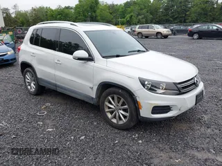 2017 Volkswagen Tiguan Wolfsburg Edition с VIN WVGRV7AX9HK002659, выставлен на аукционе IAAI как лот 42482438 с пробегом 88 841 миль миль и . История ставок и продаж доступна на DreamBid. Изображение 1.
