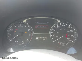 2015 Nissan Altima 2.5 SV with VIN 1N4AL3AP8FC498664, listed as a IAAI auction lot 41778661 with 143,242 mi miles. Bid and sale history available at carsss.com. Image 7.