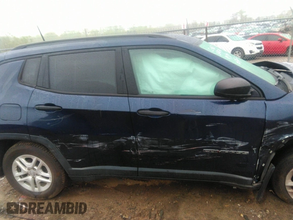 2018 Jeep Compass Sport with VIN 3C4NJCAB1JT204489, listed as a IAAI auction lot 41901474 with 112,480 mi miles. Bid and sale history available at carsss.com. Image 13.