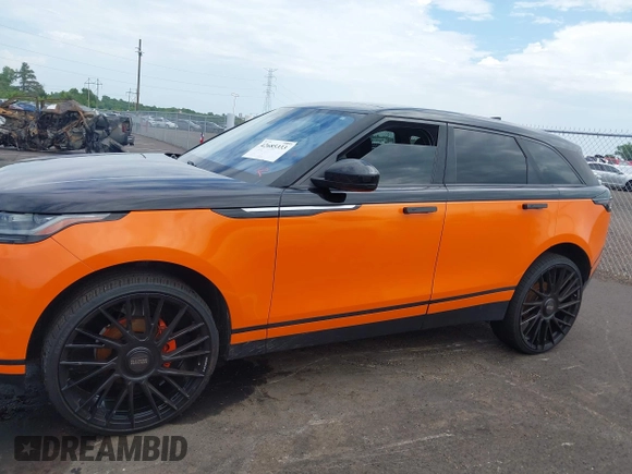 2018 Land Rover Range Rover Velar S с VIN SALYB2RN1JA723478, выставлен на аукционе IAAI как лот 42685333 с пробегом 98 616 миль миль и . История ставок и продаж доступна на DreamBid. Изображение 14.