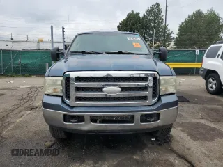 2005 Ford F-250 XL z VIN 1FTSW21P05EB77091, wystawiony jako Copart lot #59380265 z przebiegiem 158 934 mil mil oraz Nie do naprawy • Non repairable. Historia ofert i sprzedaży dostępna na DreamBid. Obrazek 5.