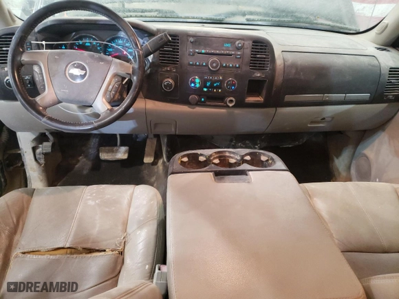 2008 Chevrolet Silverado 1500 LTZ with VIN 3GCEK13308G312242, listed as a Copart auction lot 48764203 with 117,379 mi miles and Non Repairable. Bid and sale history available at carsss.com. Image 8.