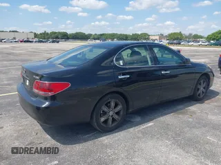2005 Lexus ES 350 z VIN JTHBA30G655127140, wystawiony jako IAAI lot #42219708 z przebiegiem 206 731 mil mil oraz . Historia ofert i sprzedaży dostępna na DreamBid. Obrazek 4.