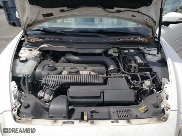 2011 Volvo C70 with VIN YV1672MC3BJ118430, listed as a Copart auction lot 50298405 with 77,501 mi miles and Clean Title. Bid and sale history available at carsss.com. Image 11.