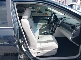 2013 Toyota Camry L with VIN 4T1BF1FK4DU278402, listed as a IAAI auction lot 41957178 with 70,541 mi miles. Bid and sale history available at carsss.com. Image 5.