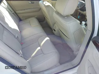 2009 Cadillac DTS w/1SA with VIN 1G6KD57Y89U122989, listed as a IAAI auction lot 41562264 with 1 mi miles. Bid and sale history available at carsss.com. Image 8.