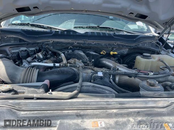 2019 Ford F-250 XL with VIN 1FT7W2BT5KED28715, listed as a IAAI auction lot 42764993 with 48,827 mi miles and . Bid and sale history available at DreamBid. Image 3.