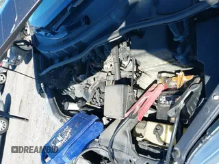 2017 Toyota Sienna XLE Auto Access Seat z VIN 5TDYZ3DC0HS800434, wystawiony jako IAAI lot #43434265 z przebiegiem 138 421 mil mil oraz . Historia ofert i sprzedaży dostępna na DreamBid. Obrazek 19.