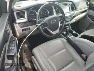 2018 Toyota Highlander Limited with VIN 5TDYZRFH3JS237171, listed as a Copart auction lot 50237545 with 107,256 mi miles and Salvage title. Bid and sale history available at DreamBid. Image 8.