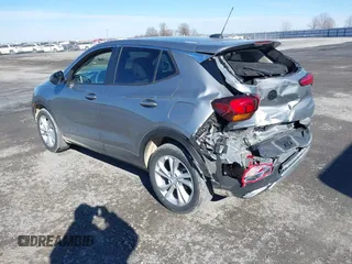 2023 Buick Encore GX Preferred с VIN KL4MMBS23PB053090, выставлен на аукционе IAAI как лот 41367718 с пробегом 7 252 миль миль и . История ставок и продаж доступна на DreamBid. Изображение 3.