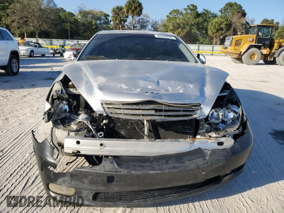 2003 Lexus ES 300 with VIN JTHBF30G030098309, listed as a Copart auction lot 44358635 with 284,183 mi miles and Salvage Title. Bid and sale history available at DreamBid. Image 5.