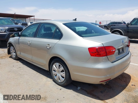 2014 Volkswagen Jetta SE with VIN 3VWD17AJ2EM314622, listed as a IAAI auction lot 42358394 with 105,654 mi miles and . Bid and sale history available at DreamBid. Image 3.