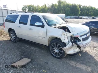 2010 Chevrolet Suburban LTZ with VIN 1GNUCKE00AR176516, listed as a IAAI auction lot 42326903 with 189,777 mi miles and . Bid and sale history available at DreamBid. Image 1.
