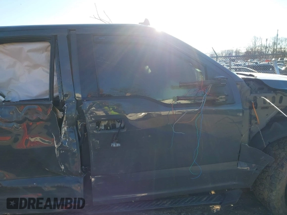 2020 Ford F-150 XL with VIN 1FTEW1E42LFC52064, listed as a IAAI auction lot 41247534 with 1 mi miles. Bid and sale history available at carsss.com. Image 5.