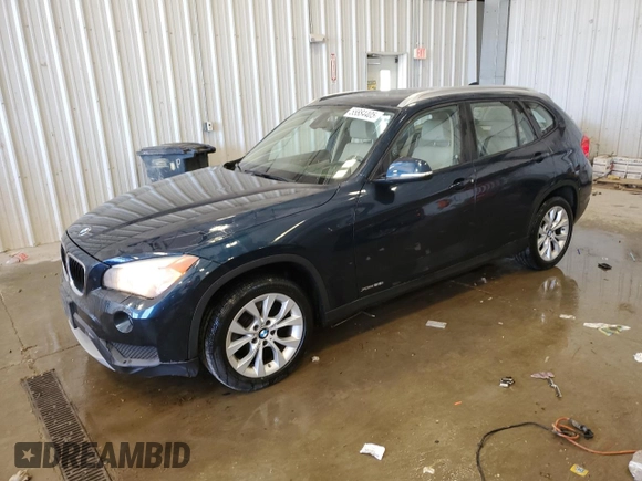 2013 BMW X1 xDrive28i z VIN WBAVL1C59DVR90212, wystawiony jako Copart lot #55884405 z przebiegiem 92 613 mil mil oraz Czysty tytuł • Clean title. Historia ofert i sprzedaży dostępna na DreamBid. Obrazek 1.