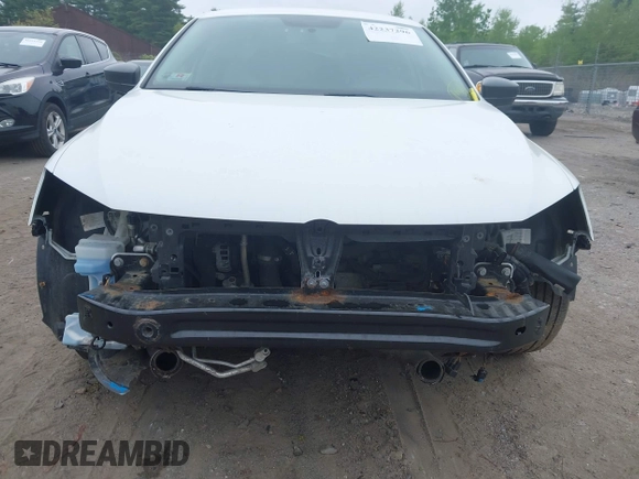 2015 Volkswagen Jetta SE with VIN 3VWD17AJXFM332383, listed as a IAAI auction lot 42237296 with 119,393 mi miles and . Bid and sale history available at DreamBid. Image 6.