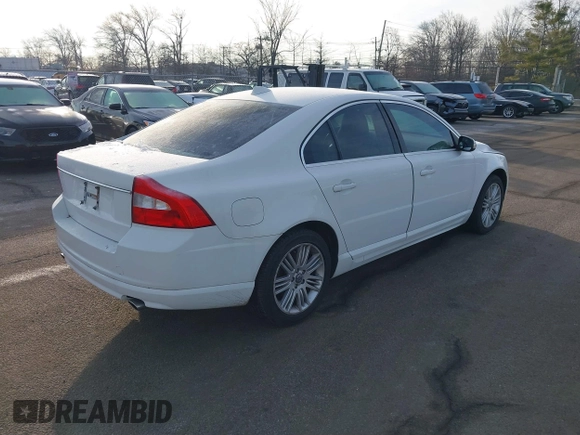 2007 Volvo S80 V8 z VIN YV1AH852971030747, wystawiony jako IAAI lot #41208553 z przebiegiem 147 655 mil mil oraz . Historia ofert i sprzedaży dostępna na DreamBid. Obrazek 4.