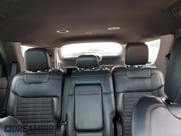 2025 Ford Explorer ST-Line with VIN 1FMUK7KH6SGA95371, listed as a Copart auction lot 57572985 with 8,833 mi miles and Salvage title. Bid and sale history available at DreamBid. Image 10.