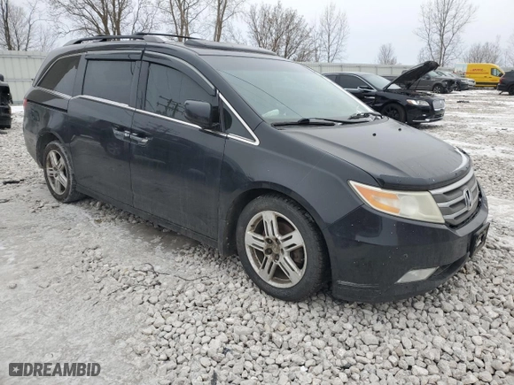 2013 Honda Odyssey Touring with VIN 5FNRL5H93DB501356, listed as a Copart auction lot 45135025 with 0 mi miles and Clean Title. Bid and sale history available at carsss.com. Image 4.