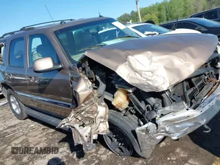 2004 GMC Yukon SLT with VIN 1GKEK13Z84R260443, listed as a IAAI auction lot 41973100 with 274,028 mi miles. Bid and sale history available at carsss.com. Image 1.