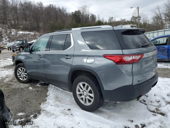2018 Chevrolet Traverse LT Cloth with VIN 1GNERGKW1JJ162163, listed as a Copart auction lot 45451655 with 117,006 mi miles and Clean Title. Bid and sale history available at carsss.com. Image 2.