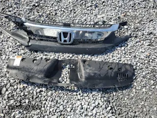 2018 Honda Civic EX с VIN 19XFC2F7XJE034358, выставлен на аукционе Copart как лот 43976415 с пробегом 117 514 миль миль и Списание • Salvage title. История ставок и продаж доступна на DreamBid. Изображение 12.