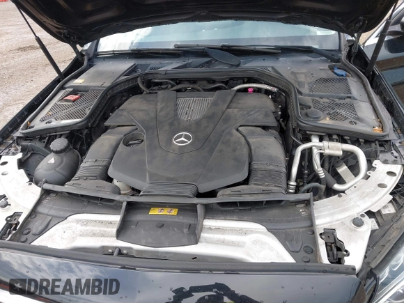 2015 Mercedes-Benz C-Class C 400 with VIN 55SWF6GB5FU029229, listed as a IAAI auction lot 41914780 with 106,038 mi miles. Bid and sale history available at carsss.com. Image 10.
