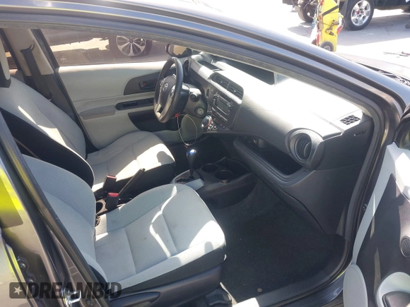 2014 Toyota Prius One with VIN JTDKDTB33E1061088, listed as a IAAI auction lot 42040762 with 206,735 mi miles and . Bid and sale history available at DreamBid. Image 5.