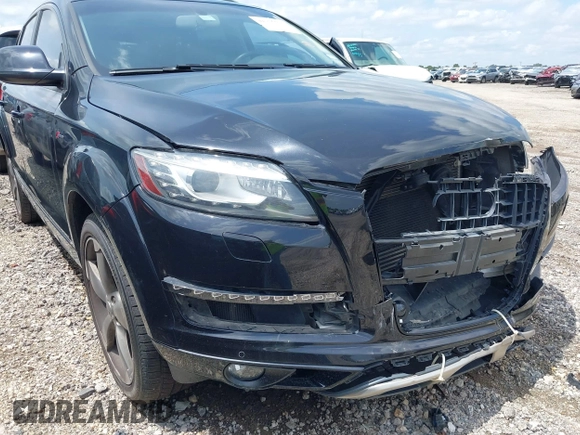 2014 Audi Q7 3.0T Premium with VIN WA1CGAFE2ED010007, listed as a IAAI auction lot 41751305 with 120,524 mi miles. Bid and sale history available at carsss.com. Image 14.