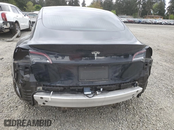 2019 Tesla Model 3 Mid Range z VIN 5YJ3E1EAXKF422500, wystawiony jako Copart lot #56065665 z przebiegiem 72 781 mil mil oraz Szkoda całkowita • Salvage title. Historia ofert i sprzedaży dostępna na DreamBid. Obrazek 6.