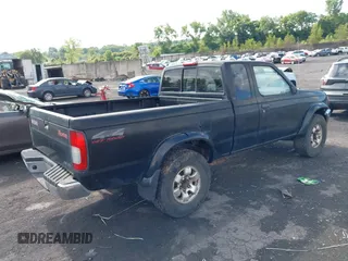 1999 Nissan Frontier XE z VIN 1N6ED26Y6XC301588, wystawiony jako IAAI lot #42703428 z przebiegiem Nie podano mil oraz . Historia ofert i sprzedaży dostępna na DreamBid. Obrazek 4.