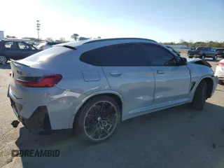 2024 BMW X4 M z VIN 5YM23EC01R9W18369, wystawiony jako Copart lot #82886254 z przebiegiem Nie podano mil oraz Szkoda całkowita • Salvage title. Historia ofert i sprzedaży dostępna na DreamBid. Obrazek 3.