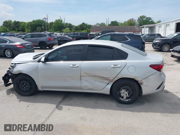 2021 Kia Rio LX with VIN 3KPA24AD1ME372886, listed as a IAAI auction lot 41876332 with 39,665 mi miles and . Bid and sale history available at DreamBid. Image 14.
