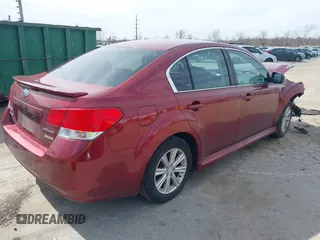 2012 Subaru Legacy 2.5i z VIN 4S3BMBA69C3038146, wystawiony jako IAAI lot #41837964 z przebiegiem 162 227 mil mil oraz . Historia ofert i sprzedaży dostępna na DreamBid. Obrazek 4.