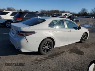 2022 Toyota Camry SE with VIN 4T1G11AK9NU050912, listed as a Copart auction lot 48196225 with 65,032 mi miles and Salvage Title. Bid and sale history available at DreamBid. Image 3.