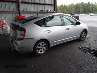2005 Toyota Prius with VIN JTDKB22U353110142, listed as a IAAI auction lot 42197390 with 254,471 mi miles and . Bid and sale history available at DreamBid. Image 4.