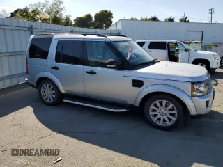 2016 Land Rover LR4 HSE z VIN SALAG2V61GA804202, wystawiony jako Copart lot #56557545 z przebiegiem 108 405 mil mil oraz Szkoda całkowita • Salvage title. Historia ofert i sprzedaży dostępna na DreamBid. Obrazek 4.