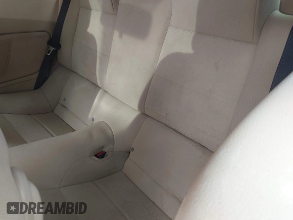 2005 Ford Mustang Deluxe с VIN 1ZVFT84N455215653, выставлен на аукционе IAAI как лот 42318911 с пробегом 85 413 миль миль и . История ставок и продаж доступна на DreamBid. Изображение 8.
