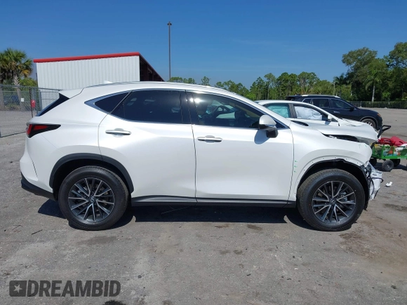 2025 Lexus NX 250 Premium с VIN 2T2GDCAZXSC028362, выставлен на аукционе IAAI как лот 42285404 с пробегом 171 миль миль и . История ставок и продаж доступна на DreamBid. Изображение 14.