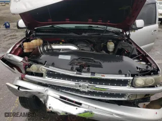 2004 Chevrolet Tahoe LT with VIN 1GNEC13Z34J124204, listed as a Copart auction lot 50416135 with 310,955 mi miles and Salvage Title. Bid and sale history available at carsss.com. Image 12.