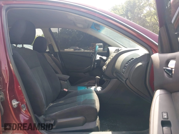 2011 Nissan Altima S with VIN 1N4AL2AP5BN487534, listed as a IAAI auction lot 42518000 with 160,340 mi miles and . Bid and sale history available at DreamBid. Image 5.