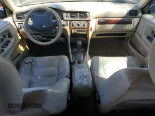 2000 Volvo V70 with VIN YV1LZ56D2Y2667012, listed as a Copart auction lot 70434844 with 121,255 mi miles and Salvage Title. Bid and sale history available at carsss.com. Image 8.